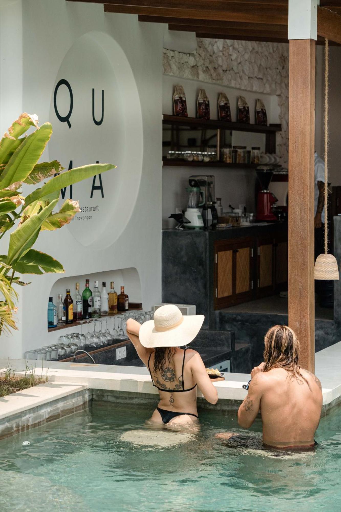 Quma Hotel Gili Trawangan Exterior photo