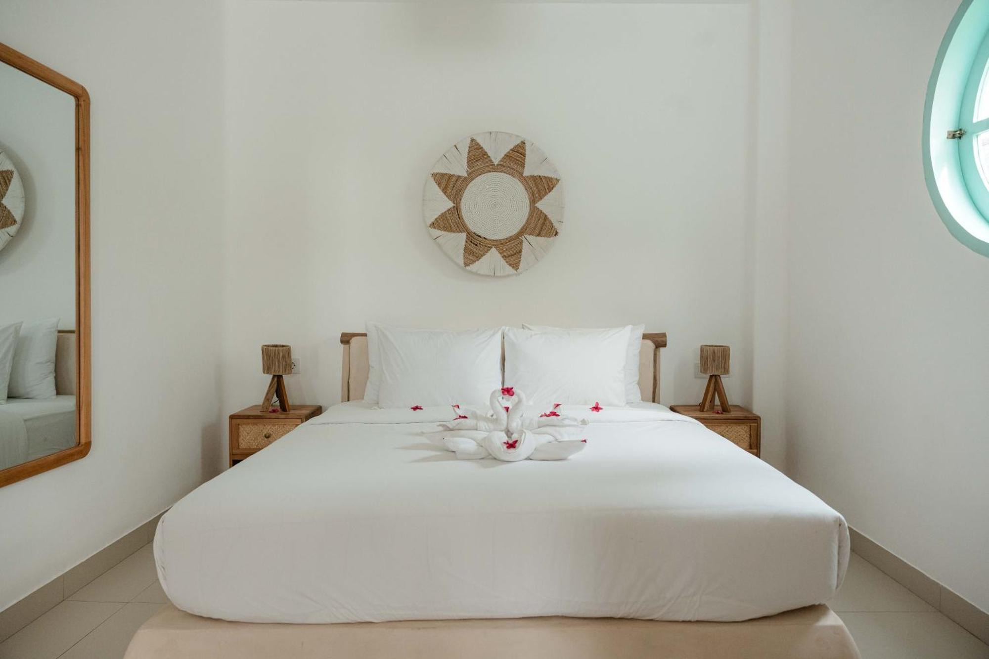 Quma Hotel Gili Trawangan Exterior photo