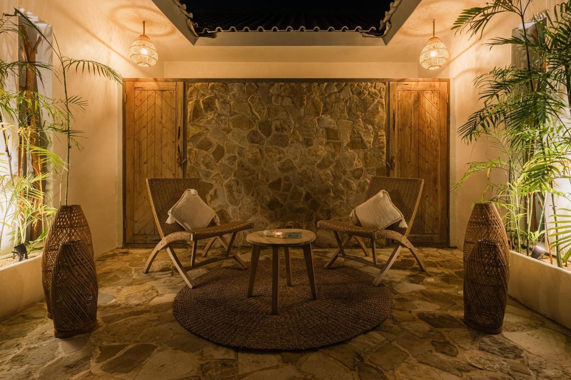 Quma Hotel Gili Trawangan Exterior photo